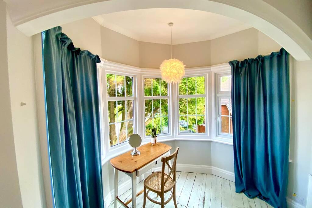 Cleveland House - Perfect For Beaches And Town. ボーンマス エクステリア 写真