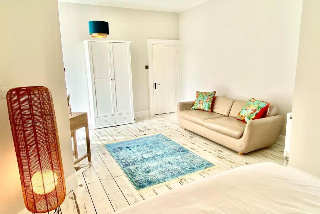 Cleveland House - Perfect For Beaches And Town. ボーンマス エクステリア 写真