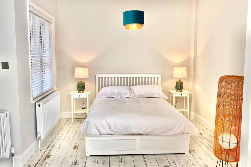 Cleveland House - Perfect For Beaches And Town. ボーンマス エクステリア 写真
